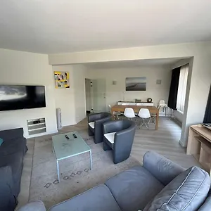 3-rooms-apartment-nearby-the-sea.ostend-hotel.net/
