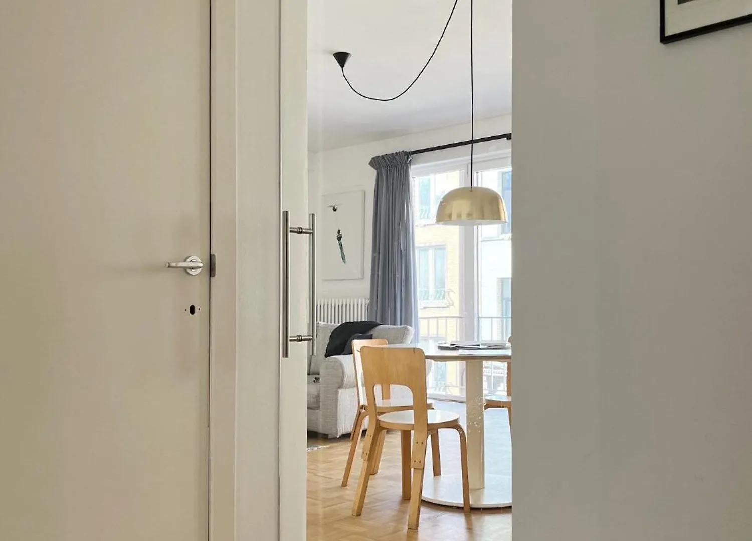Trendy & Sunny Apartment In Ghent
