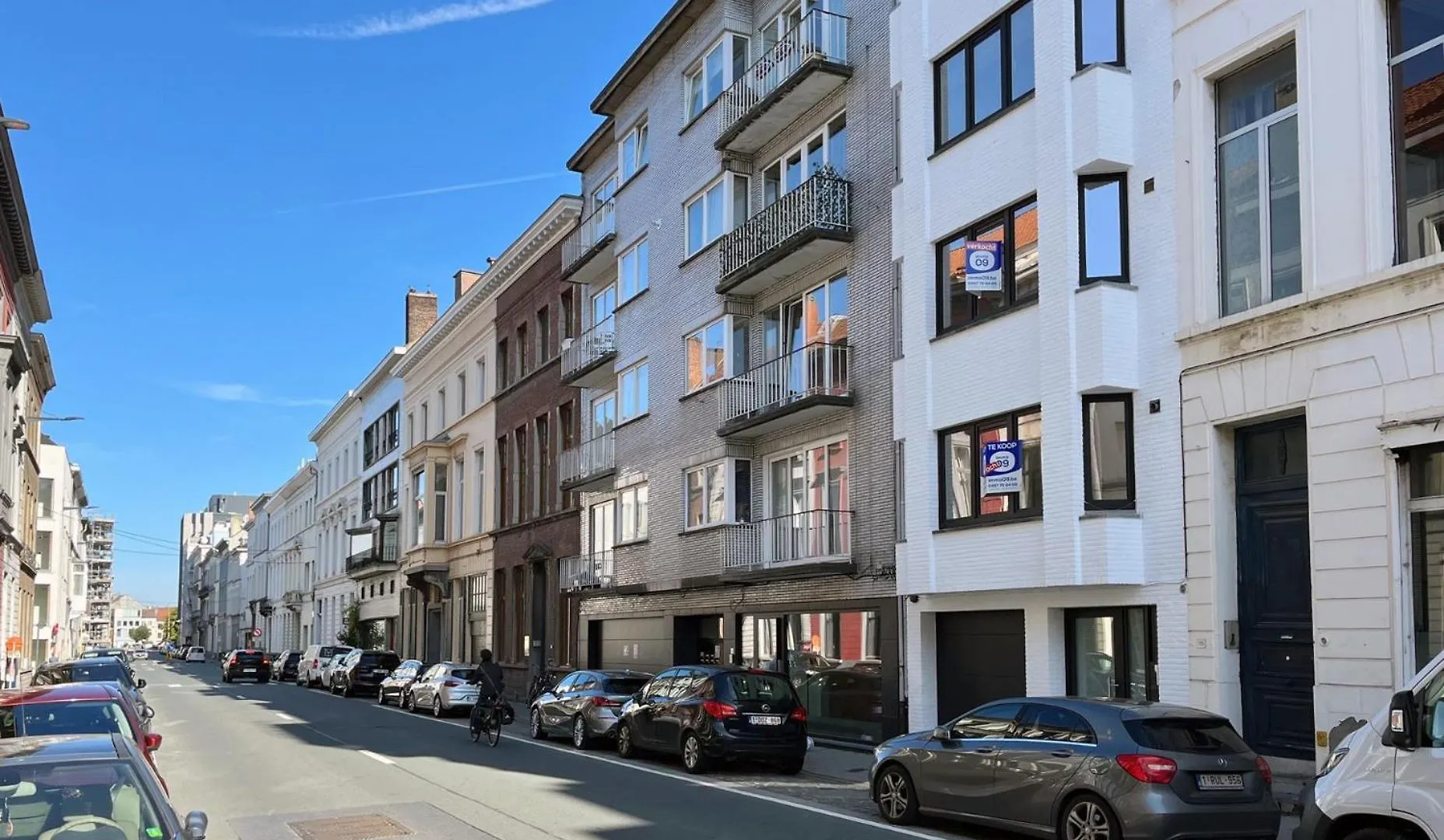 Trendy & Sunny Apartment In Ghent